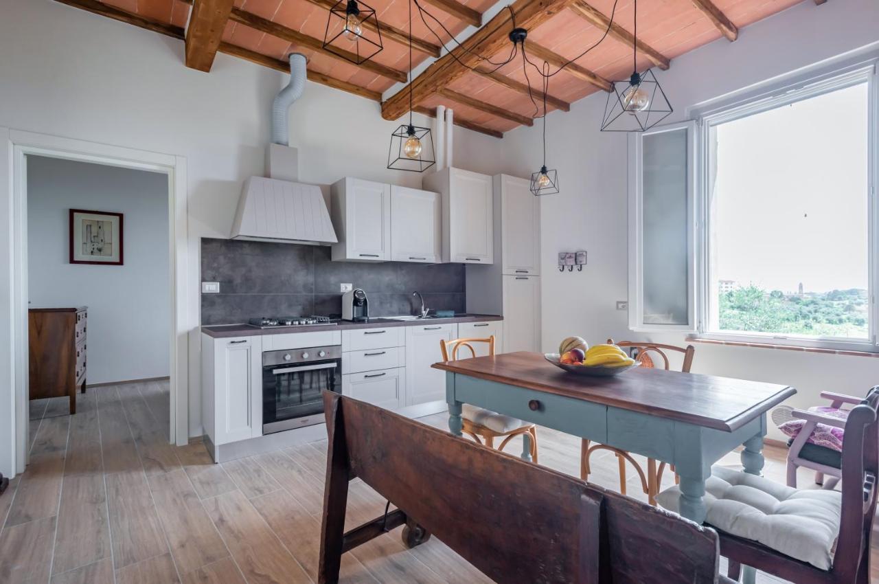 Porta Romana Elegant Apartments With Private Parking! Siena Exterior photo